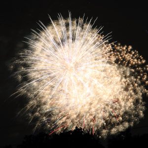 座間キャンプの花火