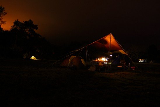 バラギ高原キャンプ場はテントが点々・・