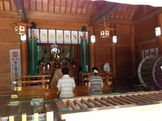 天岩戸神社の神楽殿